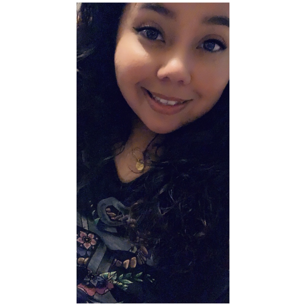 Meet your Posher, Melissa ines